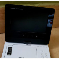Potable DVD CD Mp4/Mp3 Player