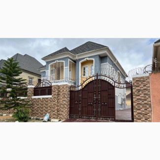 6bdrm Duplex in Efab Metropolis for sale