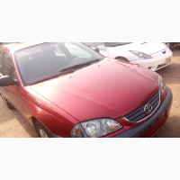 Toyota Avensis 2002 Red
