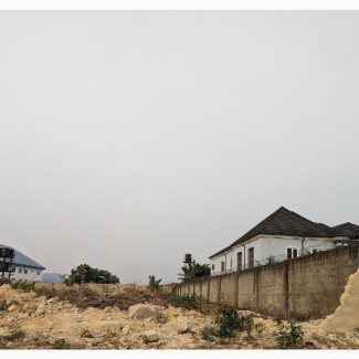 1800sqm Land for Sale at Shelter Afrique Estate