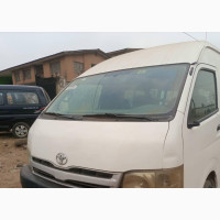 Toyota HiAce 2010 White