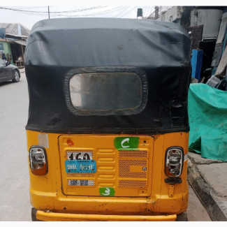 Bajaj RE 2000 Yellow