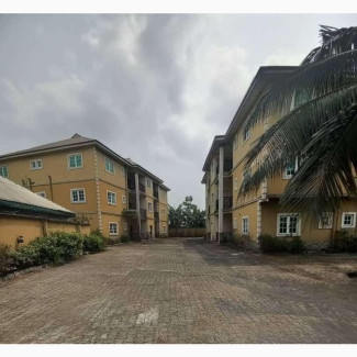 2bdrm Block of Flats in Alakahia, Near for sale