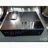 Dell Projector with WiFi - Bright and Versatile