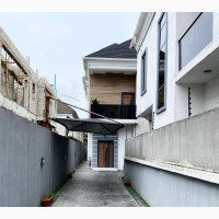 Furnished 4bdrm Duplex in Chevron Alternative for rent