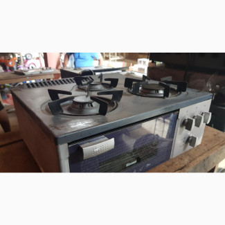 Rinnai Three Burner Gas Cooker Model RTR-G321W