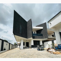 5bdrm Duplex in Wtc Estate, Enugu for sale