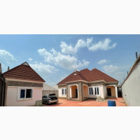 4bdrm Bungalow in Elebu Estate, Akala Express for sale