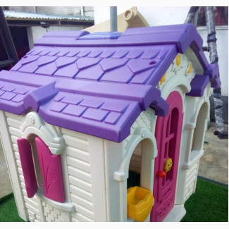 White Fairy Plastic Playhouse