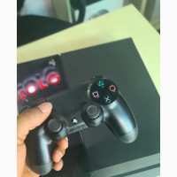 UK Used PS4 Console with Controller - Neat and Affordable