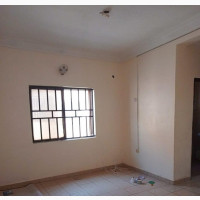 1bdrm Block of Flats in After Fish Market, Life C for rent