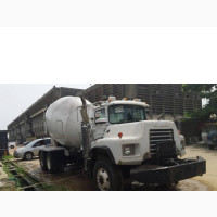 24valve Mack Concrete Mixer