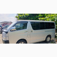 Toyota HiAce 2015 Silver