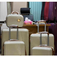 5pcs Swiss Polo Luggage Set and Travelling Bag at 90, 000