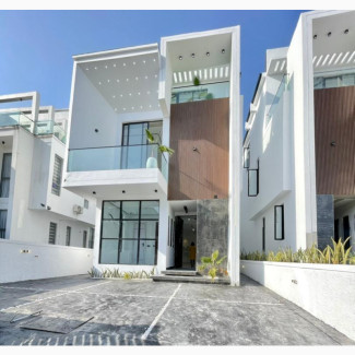 5bdrm House in Osapa london for sale