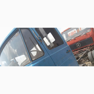 Foreign Used Mercedes Benz 508 Trailer in Good Condition