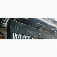 Korg N1 88 Professional Digital Synthesizer Keyboard