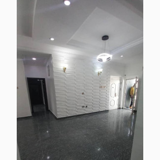 3bdrm Block of Flats in Orchid Road, Chevron for rent