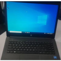 New Laptop HP Chromebook 14 G5 8GB Intel Core I7 SSD 256GB