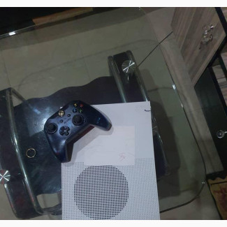 Uk Used Xbox One S With 7 Offline Games