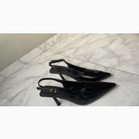 Black Shoe