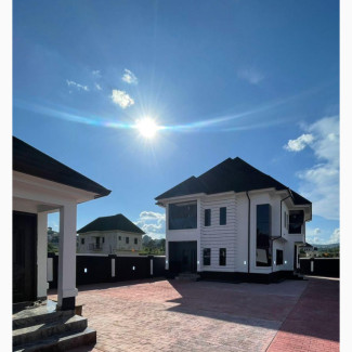 4bdrm Duplex in Diamond Estate Gra for sale