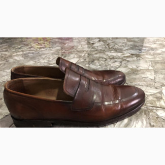 Good Brown Shoe in Good Condition