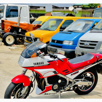 Yamaha FZ 2000 Red