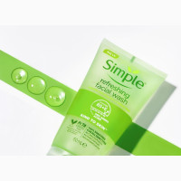 Simple Refreshing Face Wash