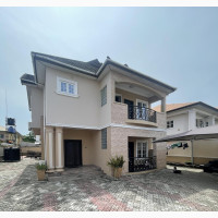 Spacious 6bedroom Duplex