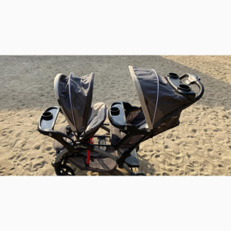 Twin Baby Trend Stroller and 2 Car Seaters