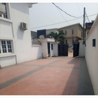 A Fantastic 4bedroom Flat With BQ, Maryland, Lagos