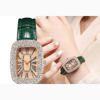 Classy Small Strap Ladies Leather Wristwatches