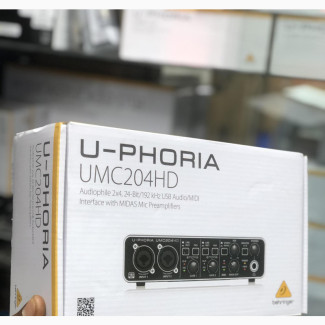 Behringer UMC204HD Audiophile Soundcard - Brand New