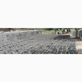 Quality Vibrated Blocks Mould With Stonedust on Site