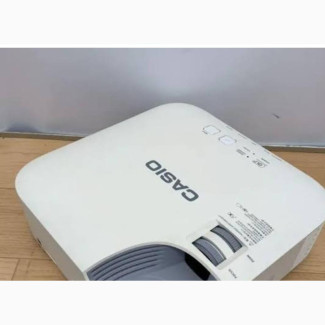 L Free Projector (CASIO) Direct London Used