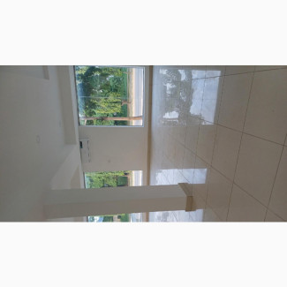 Spacious Showroom on Prime Location