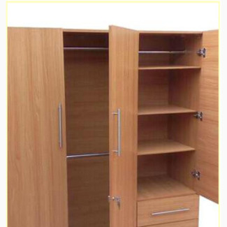 Quality Wardrobe With Drawers