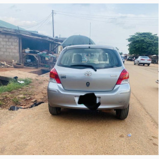 Toyota Yaris 2009 Silver