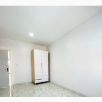 3bdrm Block of Flats in Alagomeji Yaba for sale