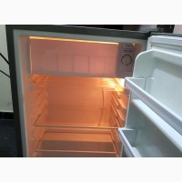 100L Hisense Fridge With Freezer Chamber