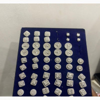 VVS Diamonds Earrings Available