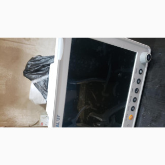 Brand New Patient Monitor - Monitors Vital Parameters