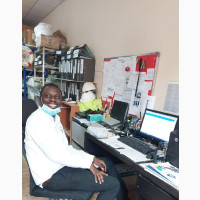 Warehouse Assistant Available for Full-Time Employment