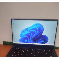 Laptop Razer Blade 8GB Intel Core I7 SSD 1T