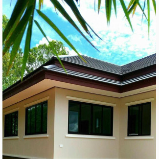 Reflecting Glass Casement Windows