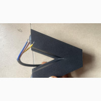 V Shape Dubai Wall Light (Black Body, 2color)