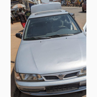 Nissan Almera Tino 1.8 2001 Silver