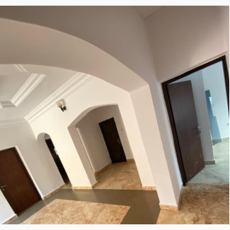 3bdrm Apartment in Chevron for rent
