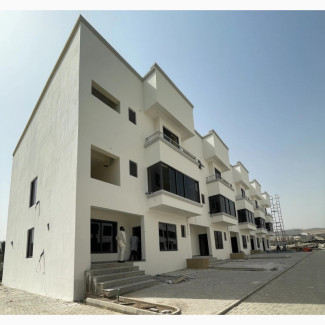 4bdrm Townhouse / Terrace in Kate Extension - Newly Finished Duplex for Rent